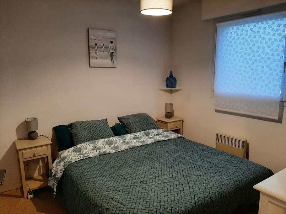 Hyper Centre De Sarzeau, Grand Appartement Au Calme Avec Jardinet Zewnętrze zdjęcie